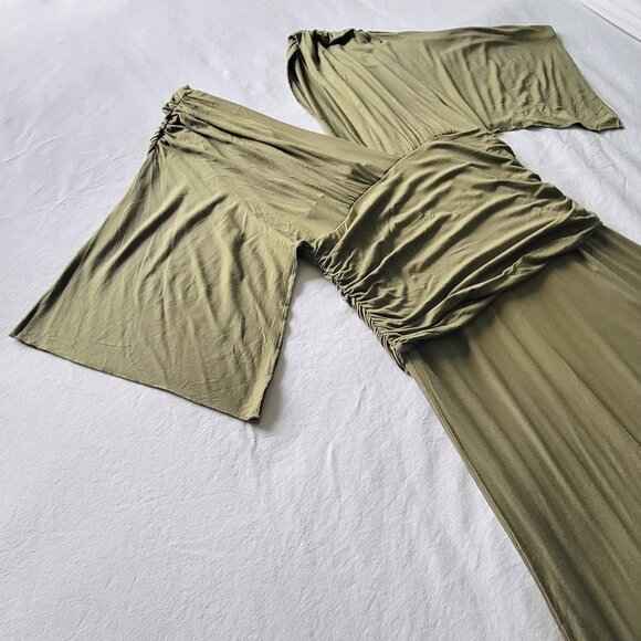 Flowy Boston Proper in Olive Green - Picture 3 of 8